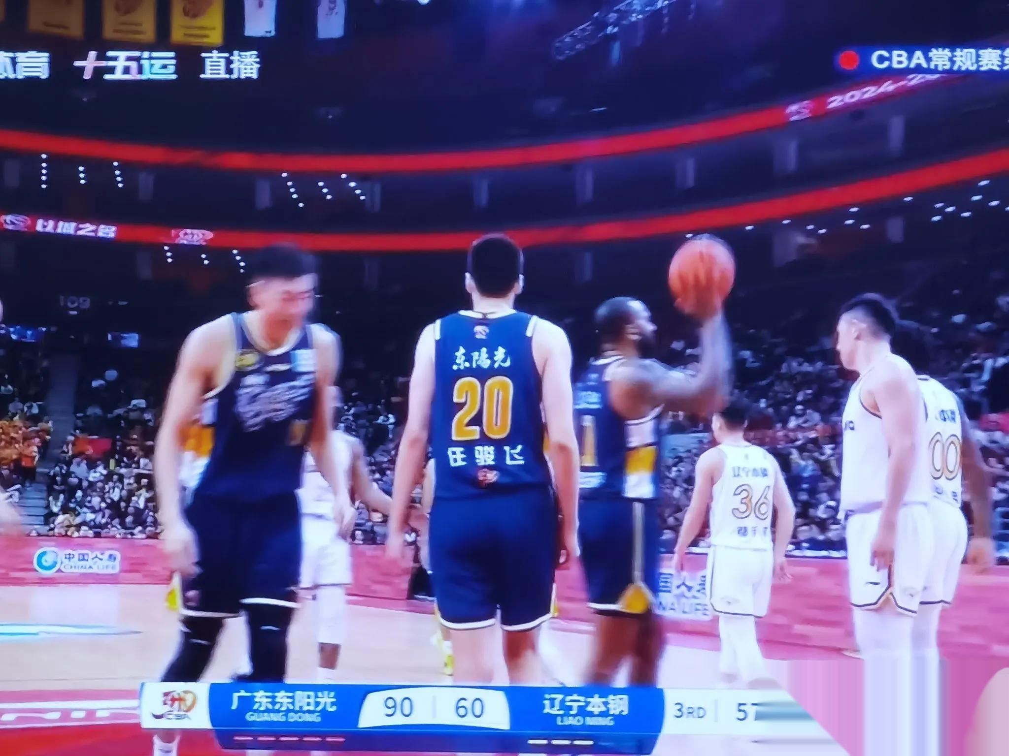 关于粤西暴熊队对阵辽东雪豹队，乒乓球热身赛惊险晋级，内线统治篮板——快速转换撕裂防线的信息